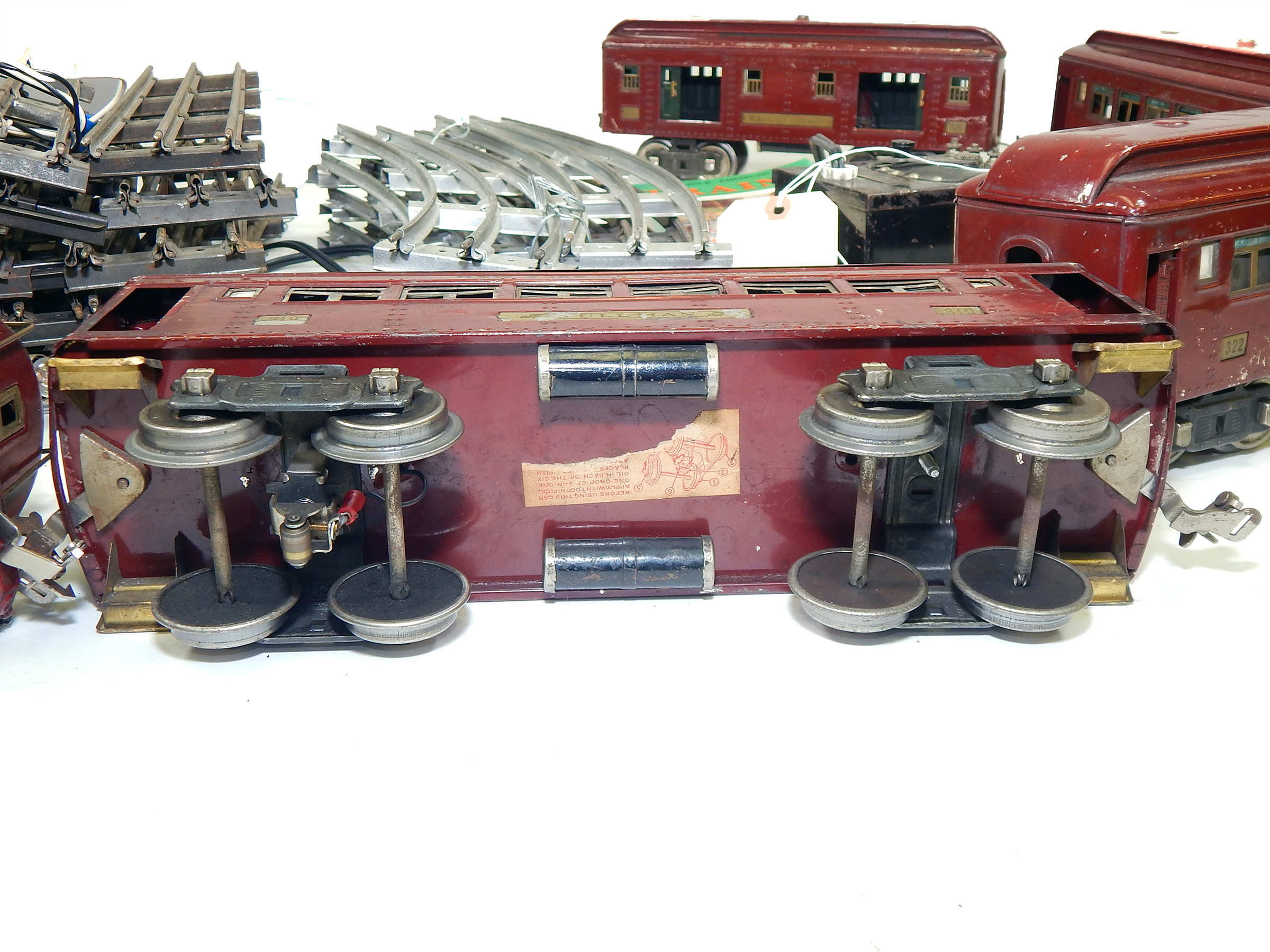 Vintage Lionel 380E Electric Engine Standard Gauge Cars and Track