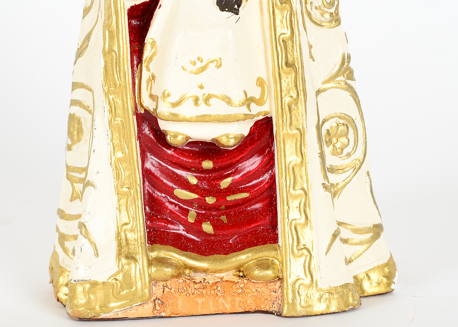 Vintage Royal Chalk Figure