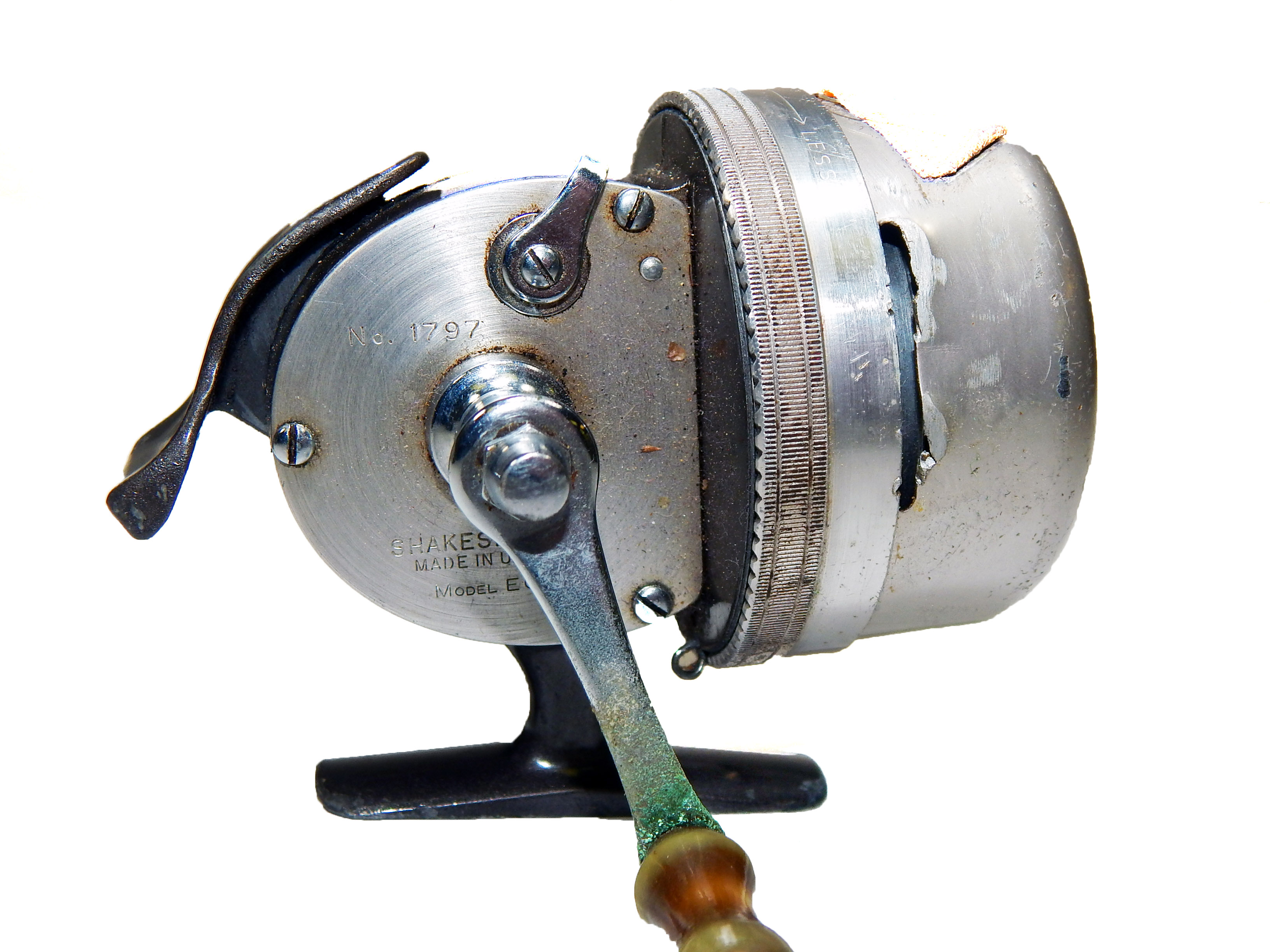 Pair of Vintage Fishing Reels Zebco and Shakespeare