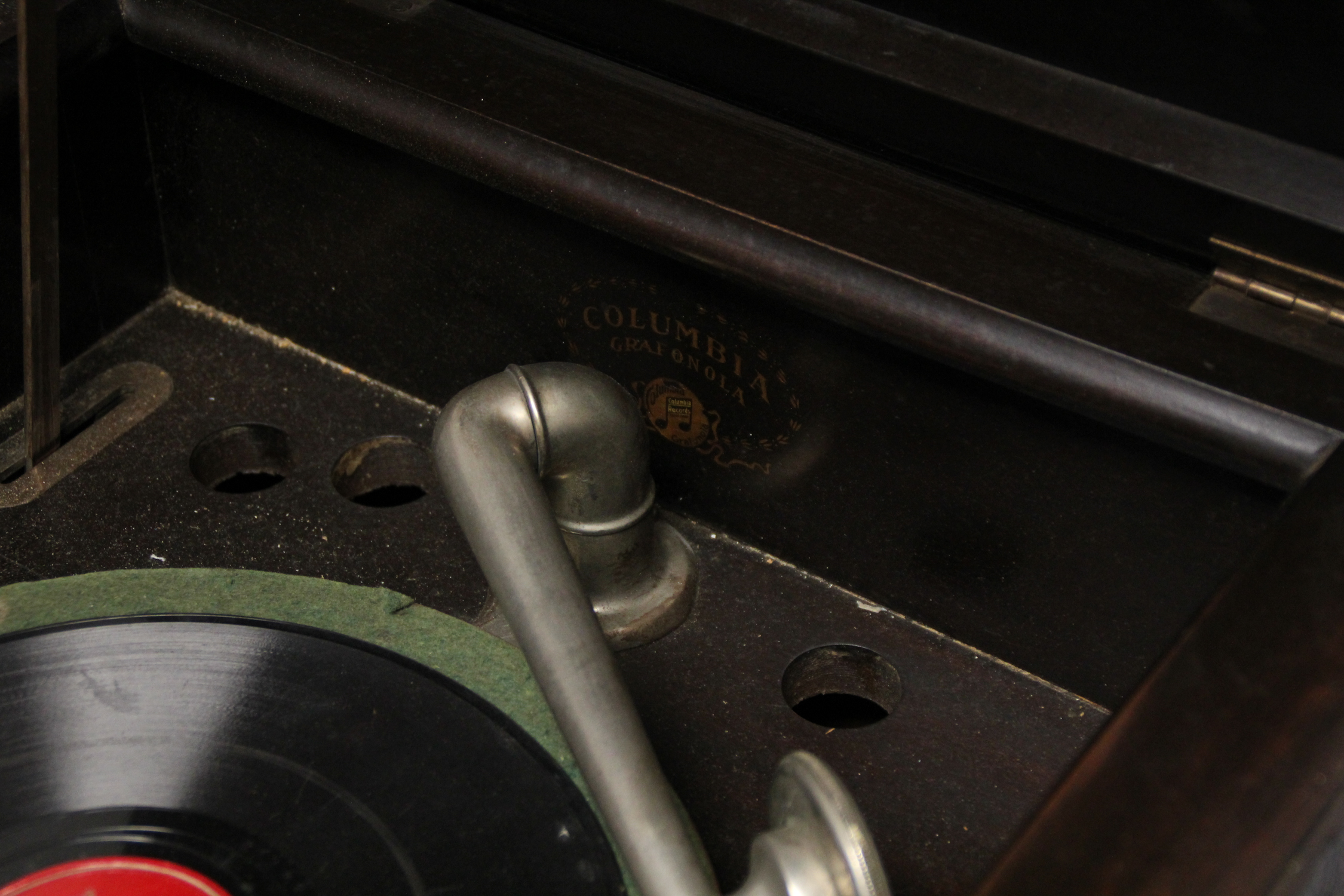 Vintage Columbia Grafonola Hand Crank Phonograph Cabinet