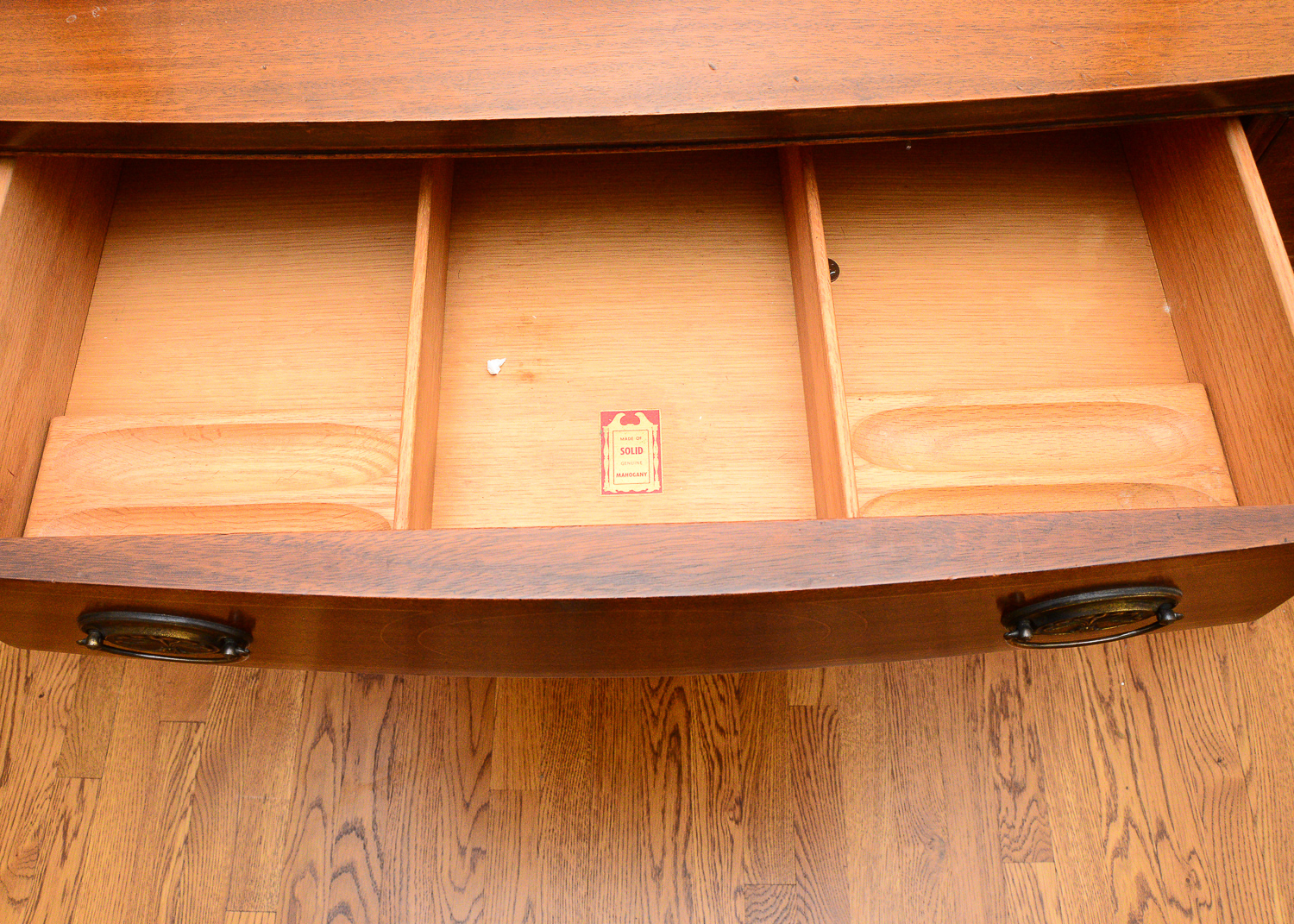 Sheraton Style Solid Mahogany Mirrored Dresser