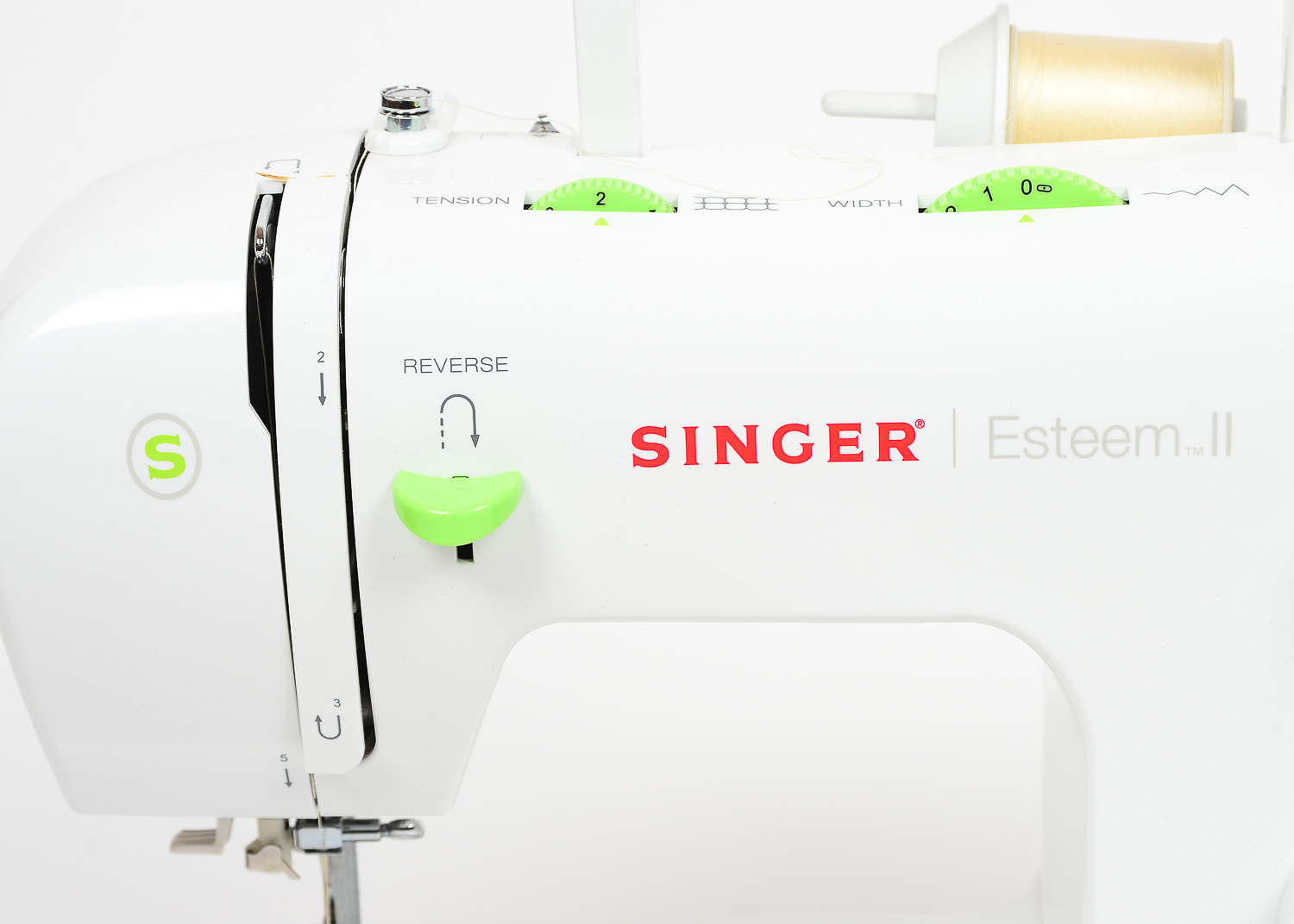 Singer Esteem II Sewing Machine