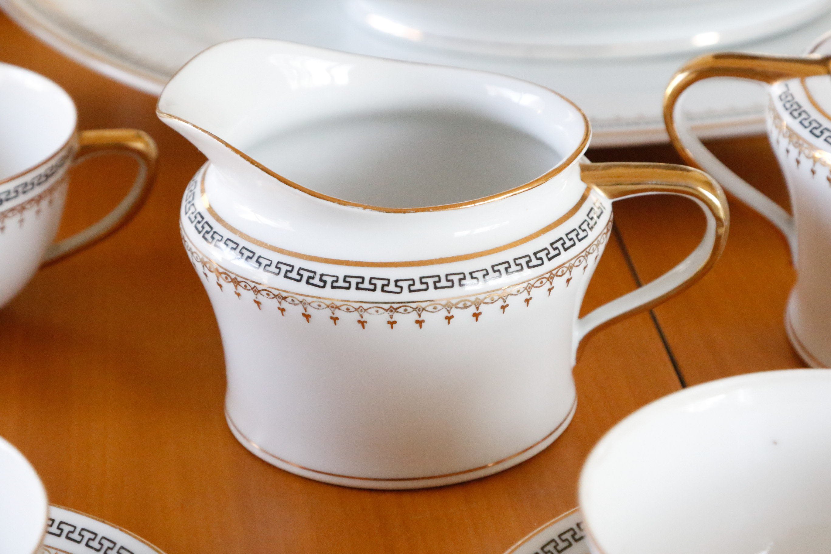 Austria Hub Fine China Dinnerware