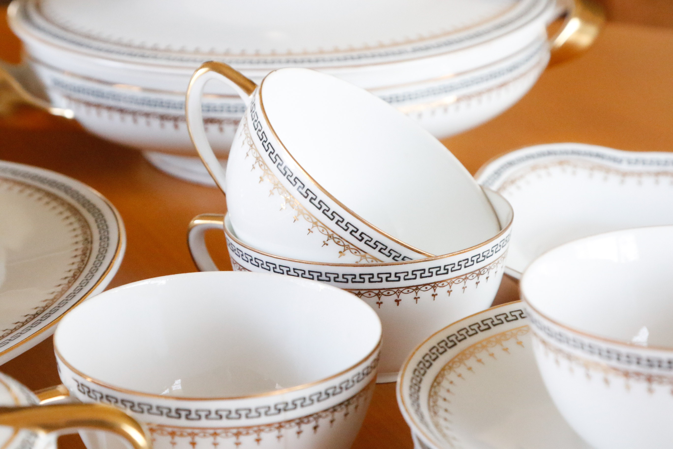 Austria Hub Fine China Dinnerware