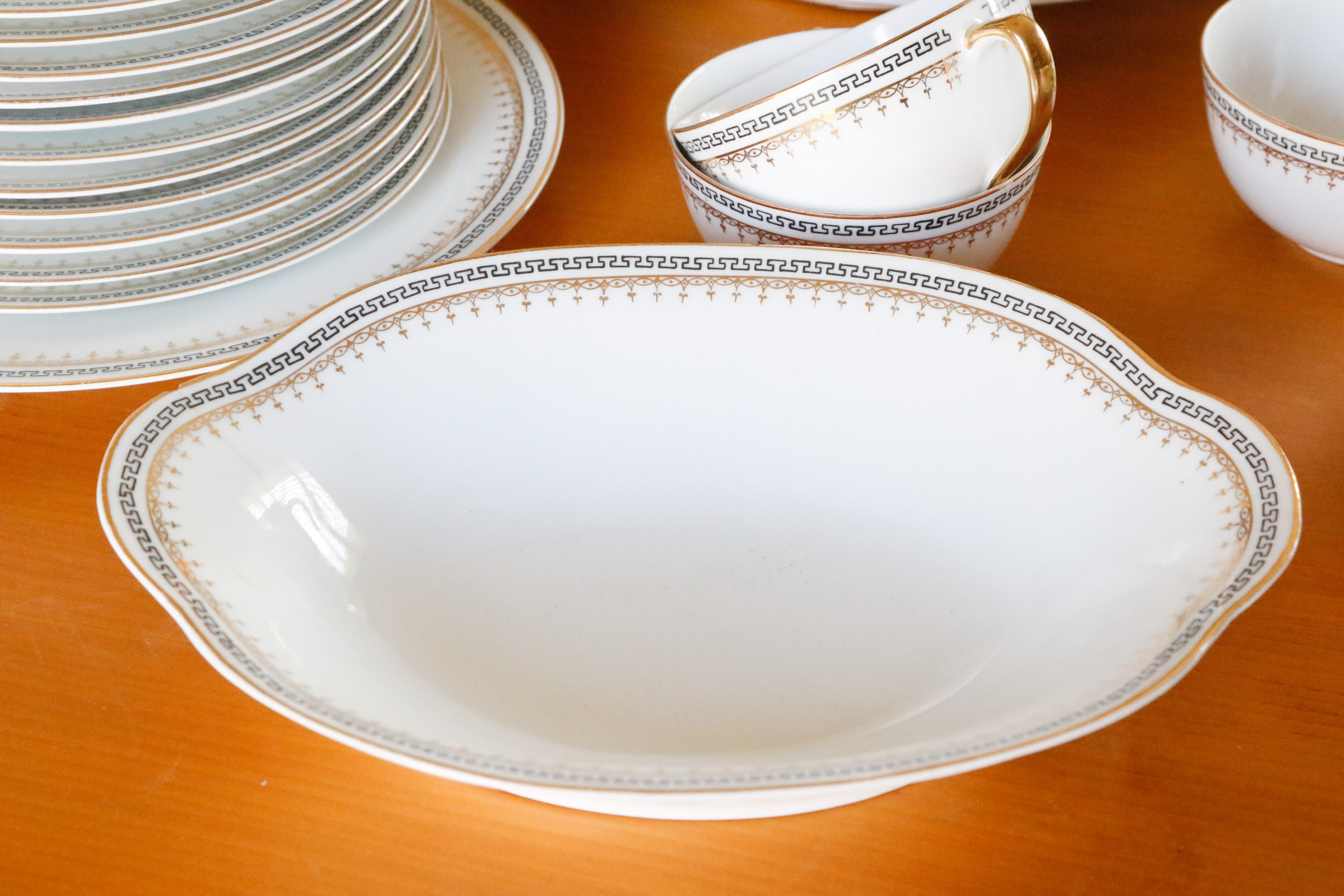 Austria Hub Fine China Dinnerware