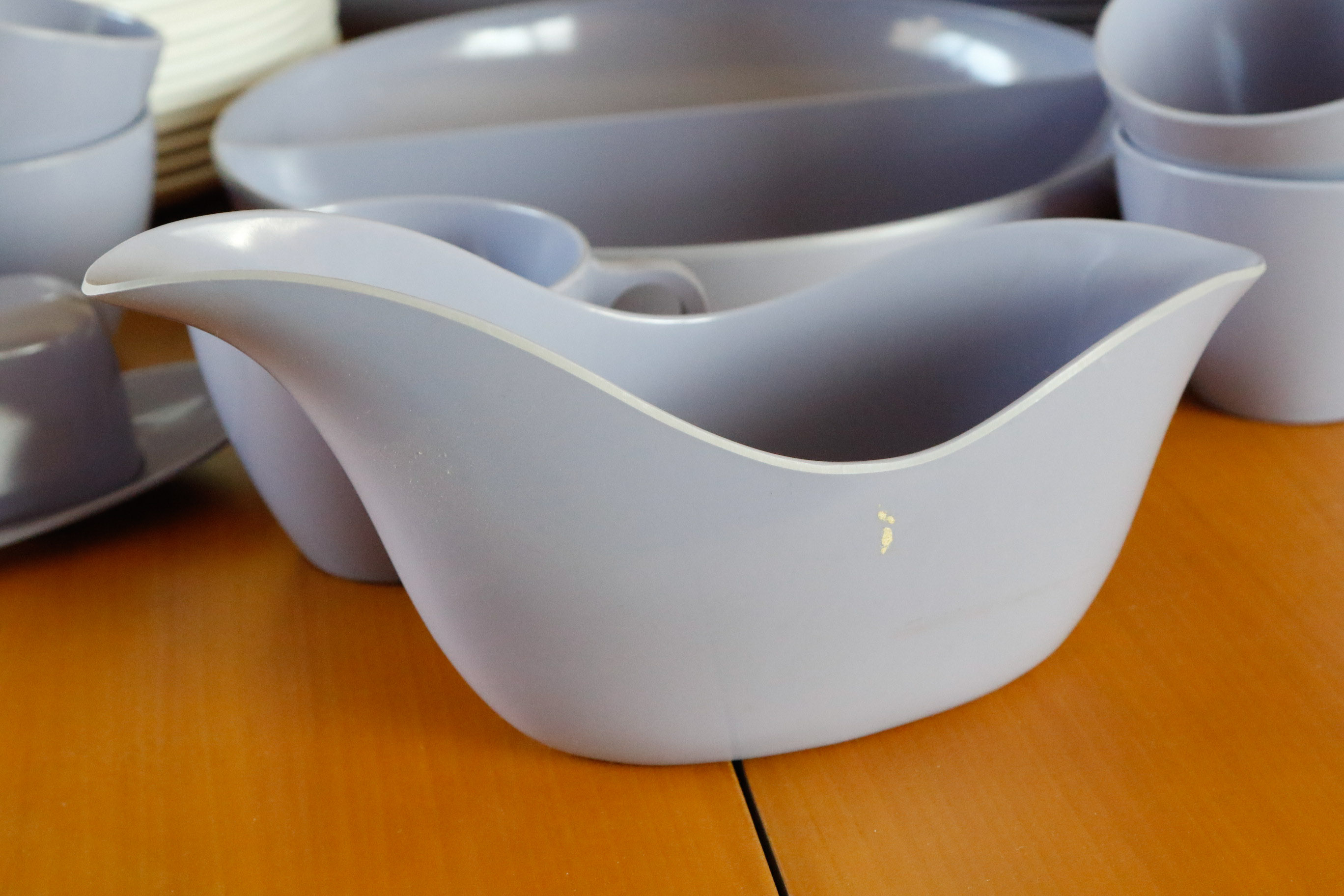 Royalon Melmac "Corsage" Table Settings for Sixteen