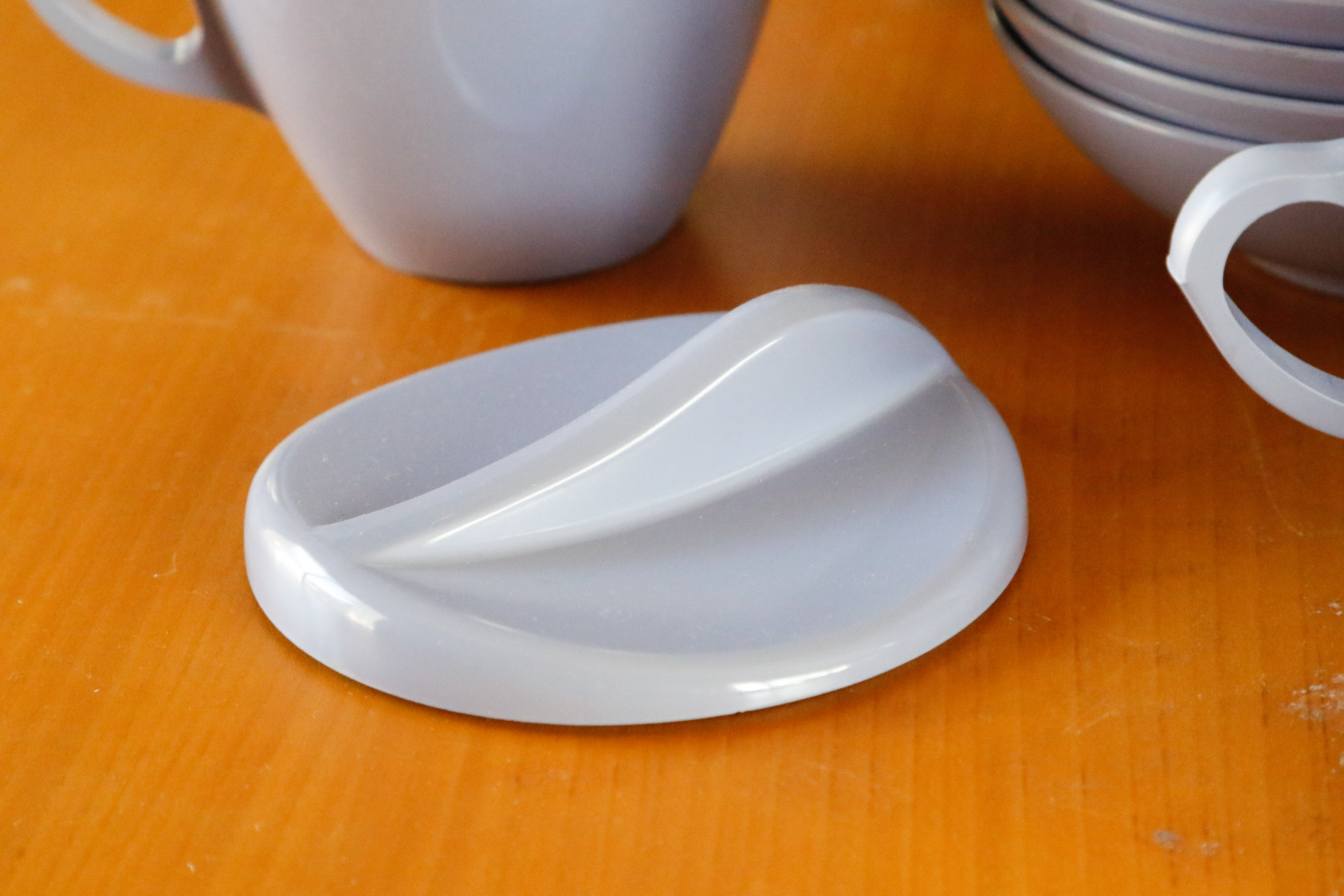 Royalon Melmac "Corsage" Table Settings for Sixteen