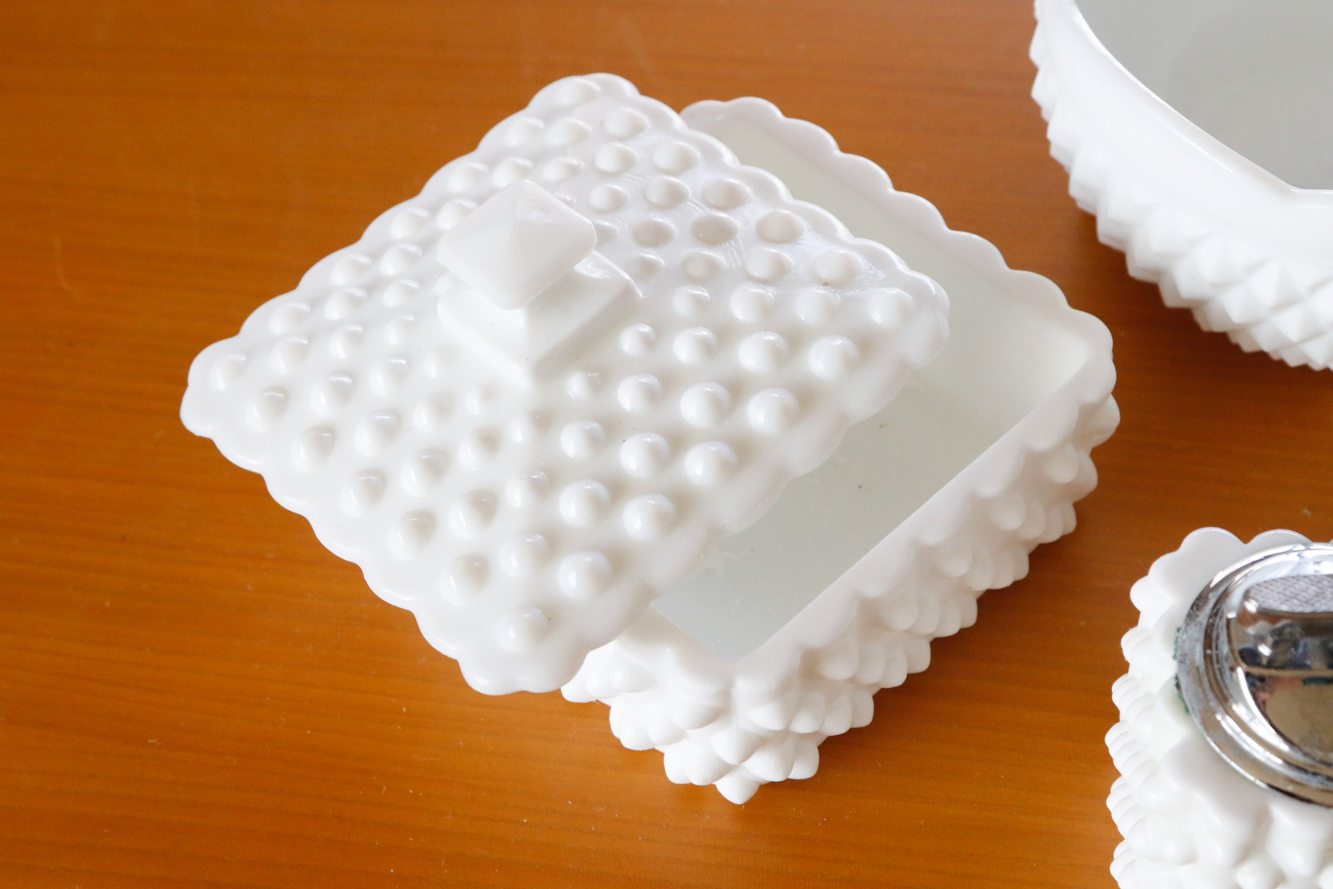 Hobnail Milk Glass Smoking Accessories