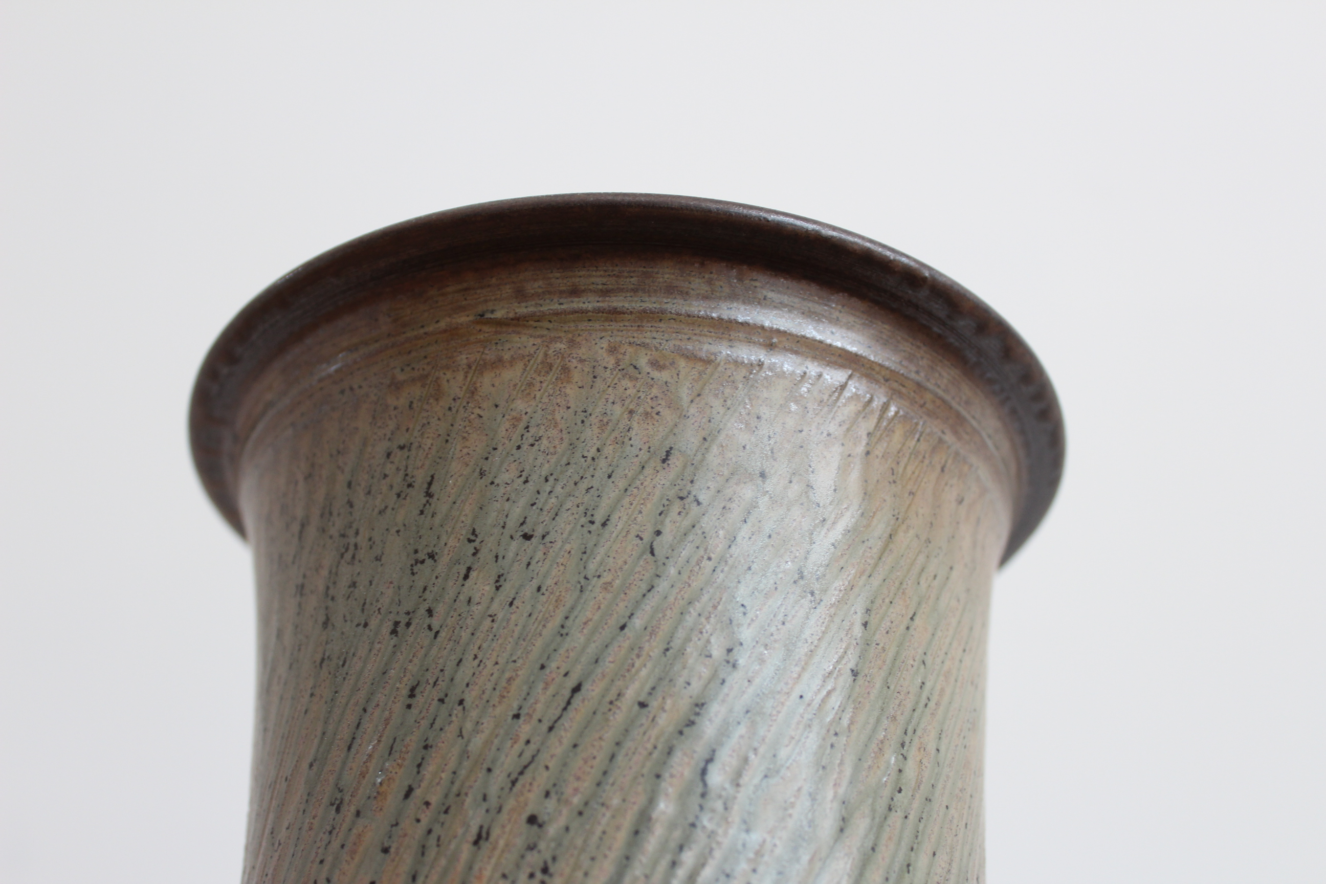 Michael Frasca Vase and Basin