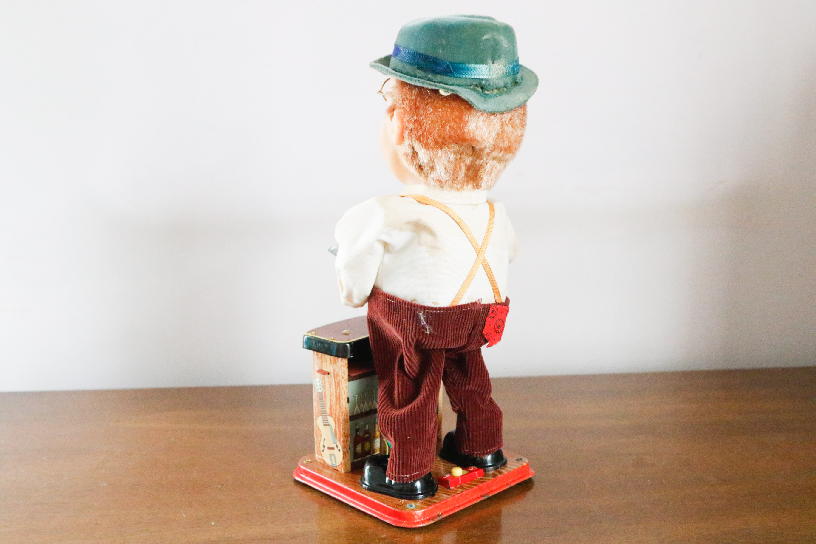 Charley Weaver Bartender Toy Doll