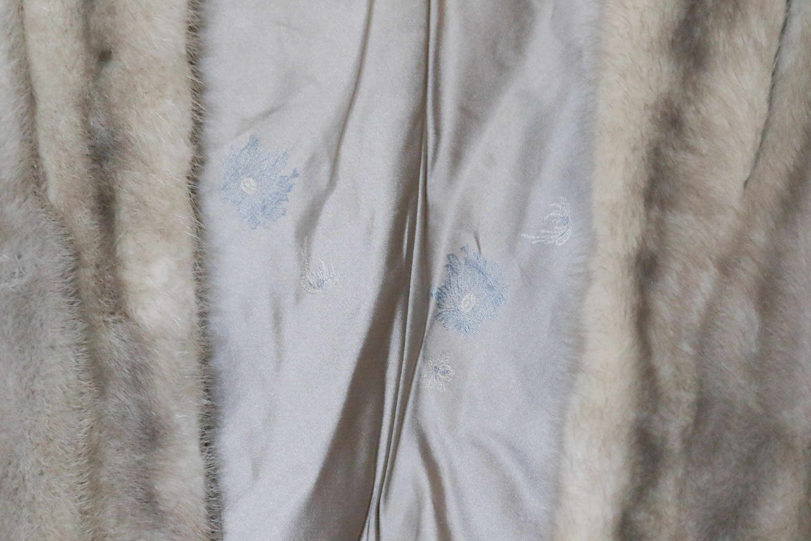 Silver Mink Fur Stole