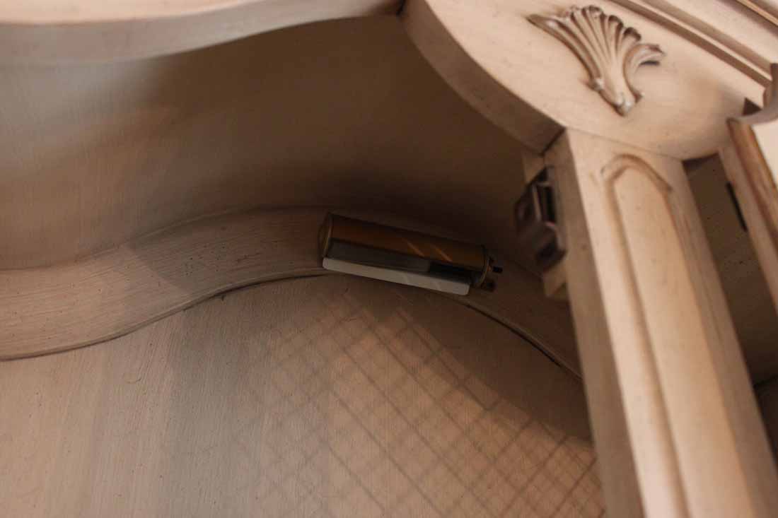 Davis Cabinet Company China Cabinet