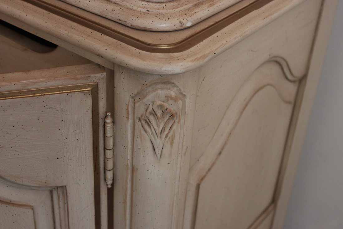 Davis Cabinet Company China Cabinet