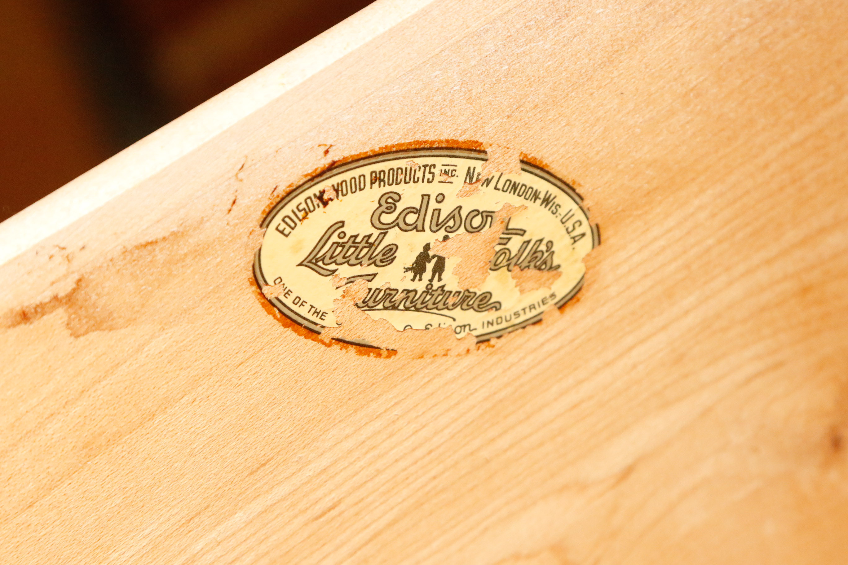 Edison Furniture Little Folks Chifferobe Changing Table