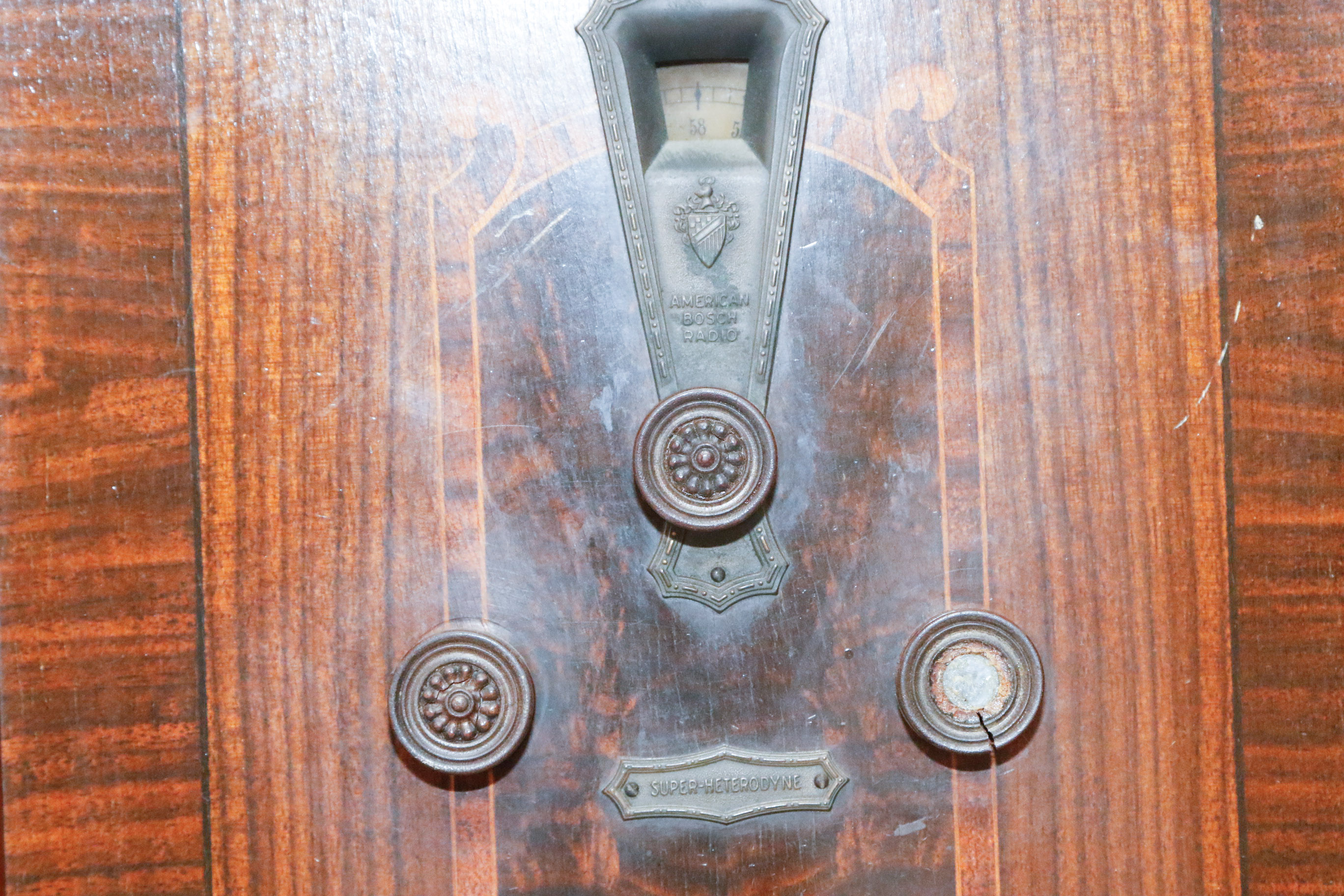 United American Bosch Super-Heterodyne Radio