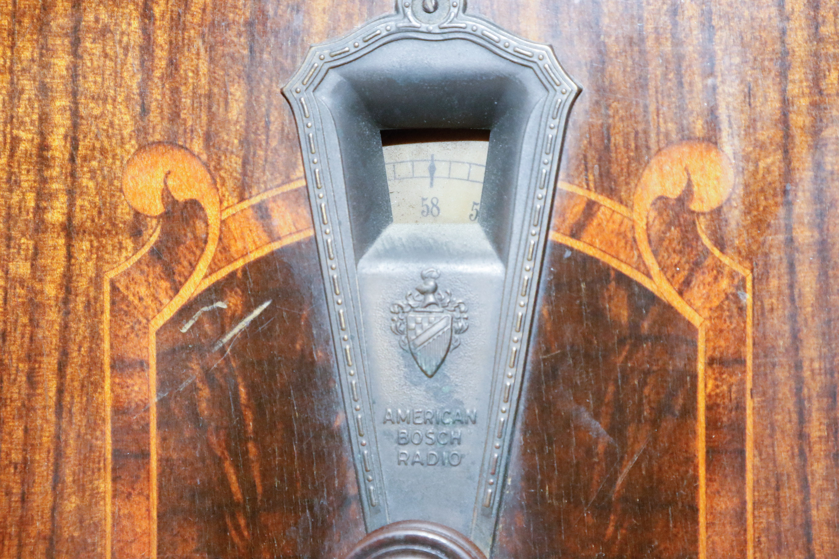 United American Bosch Super-Heterodyne Radio