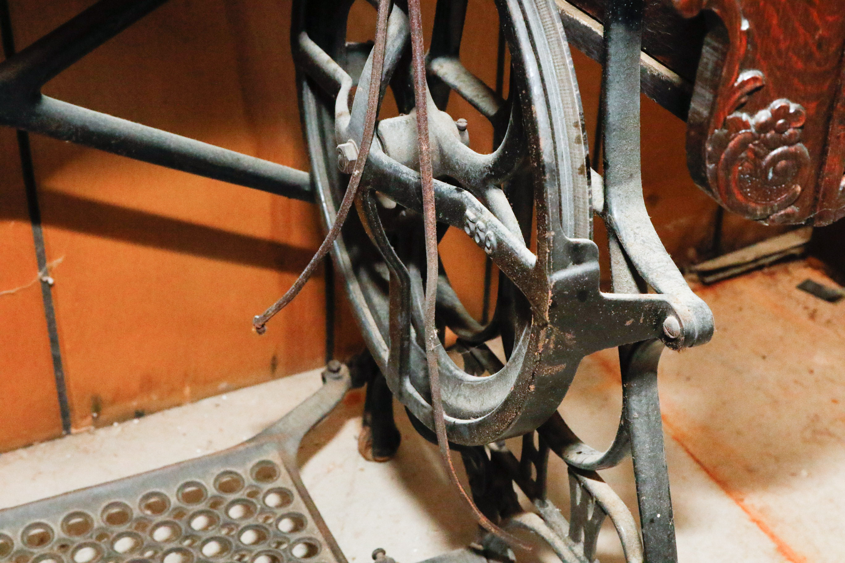 Antique White Rotary Treadle Sewing Table