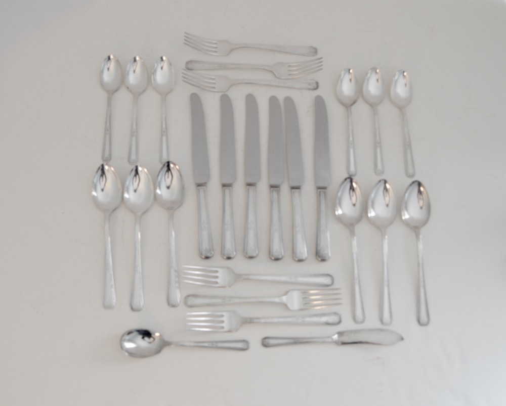 Cambridge Silver Plate Flatware Service For Six