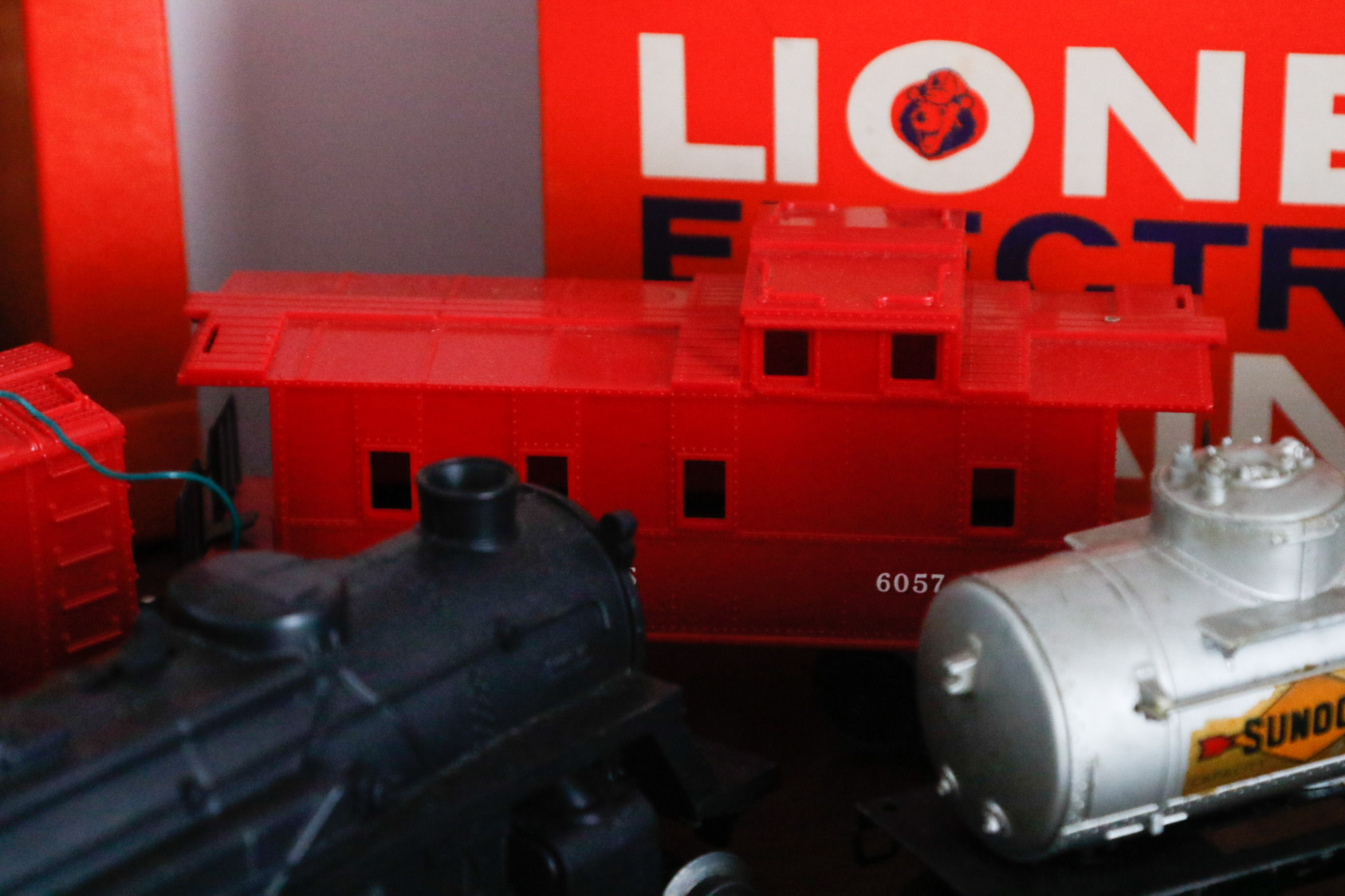 Vintage Lionel Train Outfit and Accessories