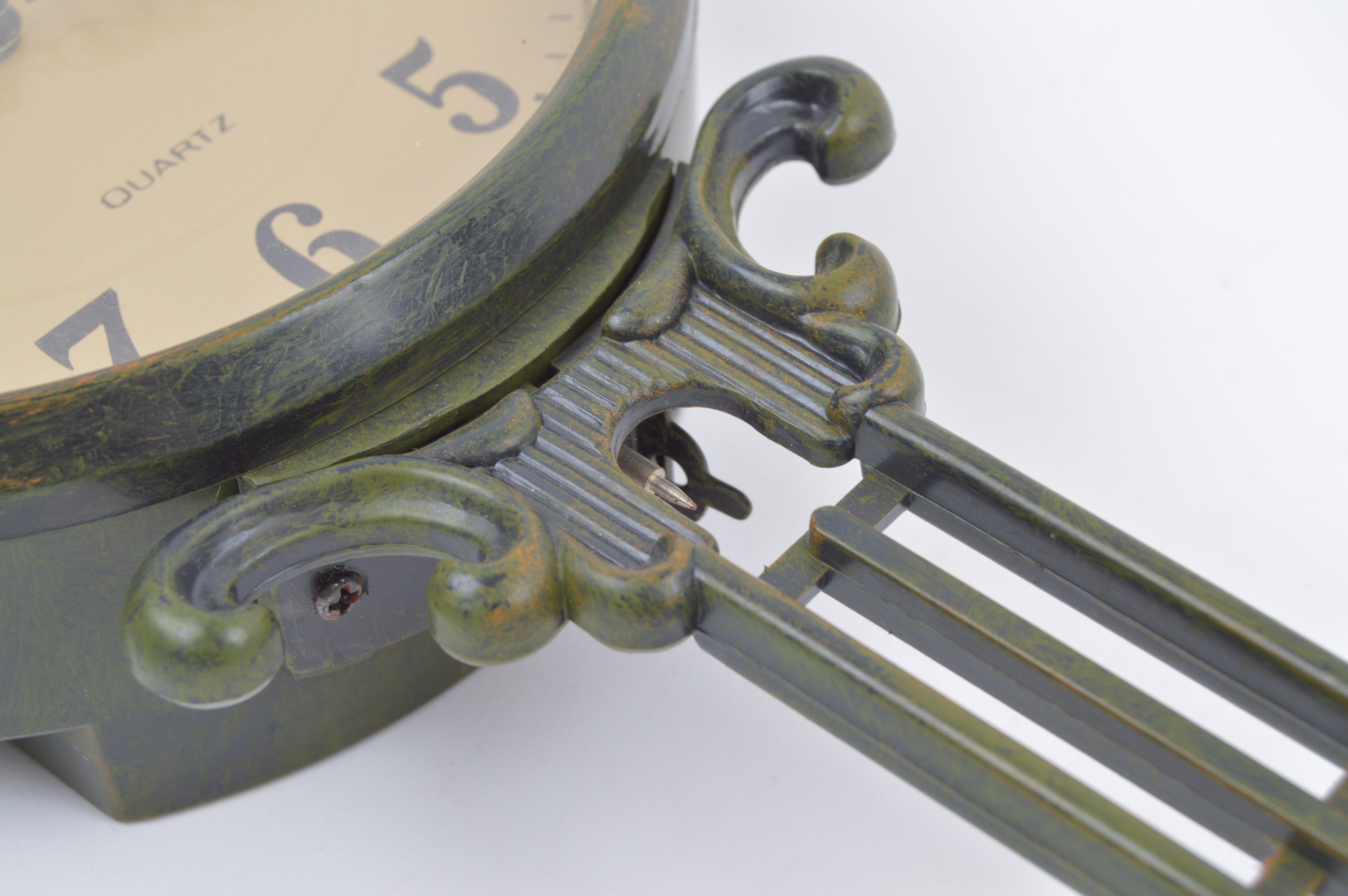 Crosa Quartz Victorian Reproduction Clock