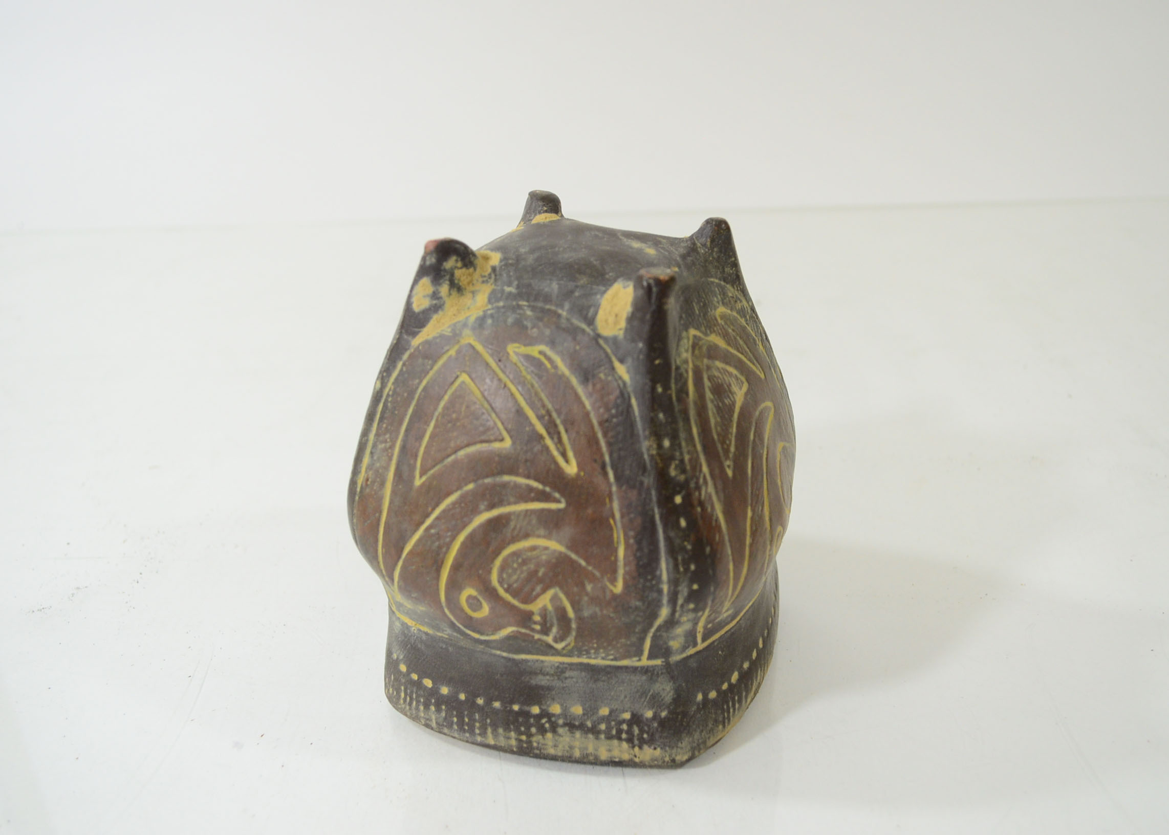 Vintage Native American Style Pottery