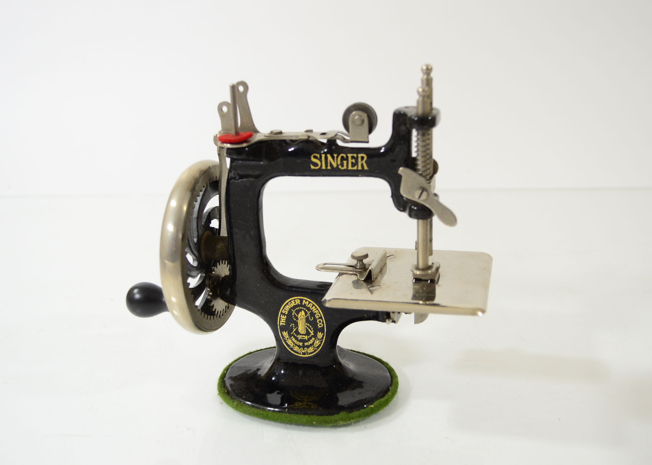 Vintage "Singer Sewing Machine For Girls" With Original Box