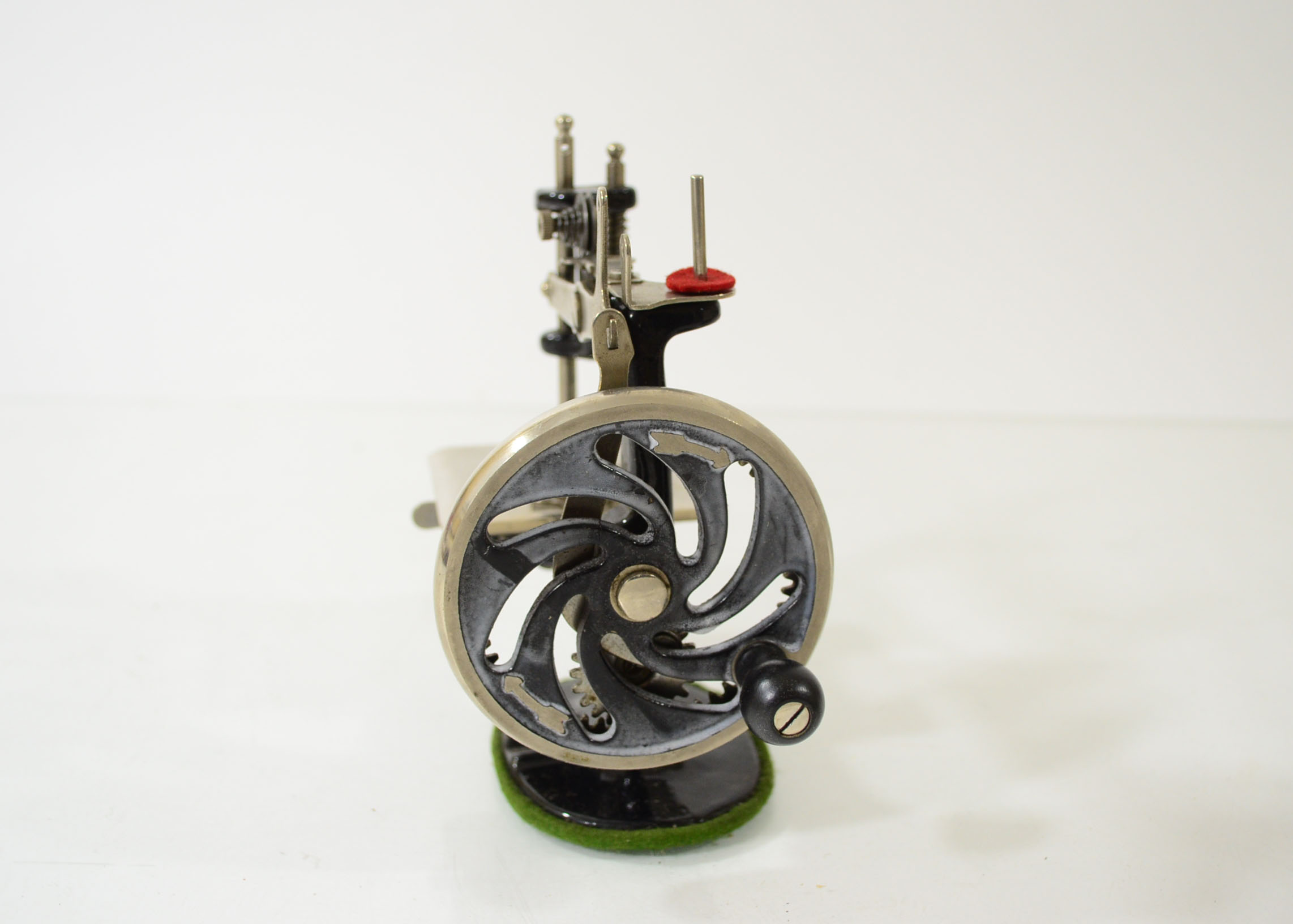 Vintage "Singer Sewing Machine For Girls" With Original Box