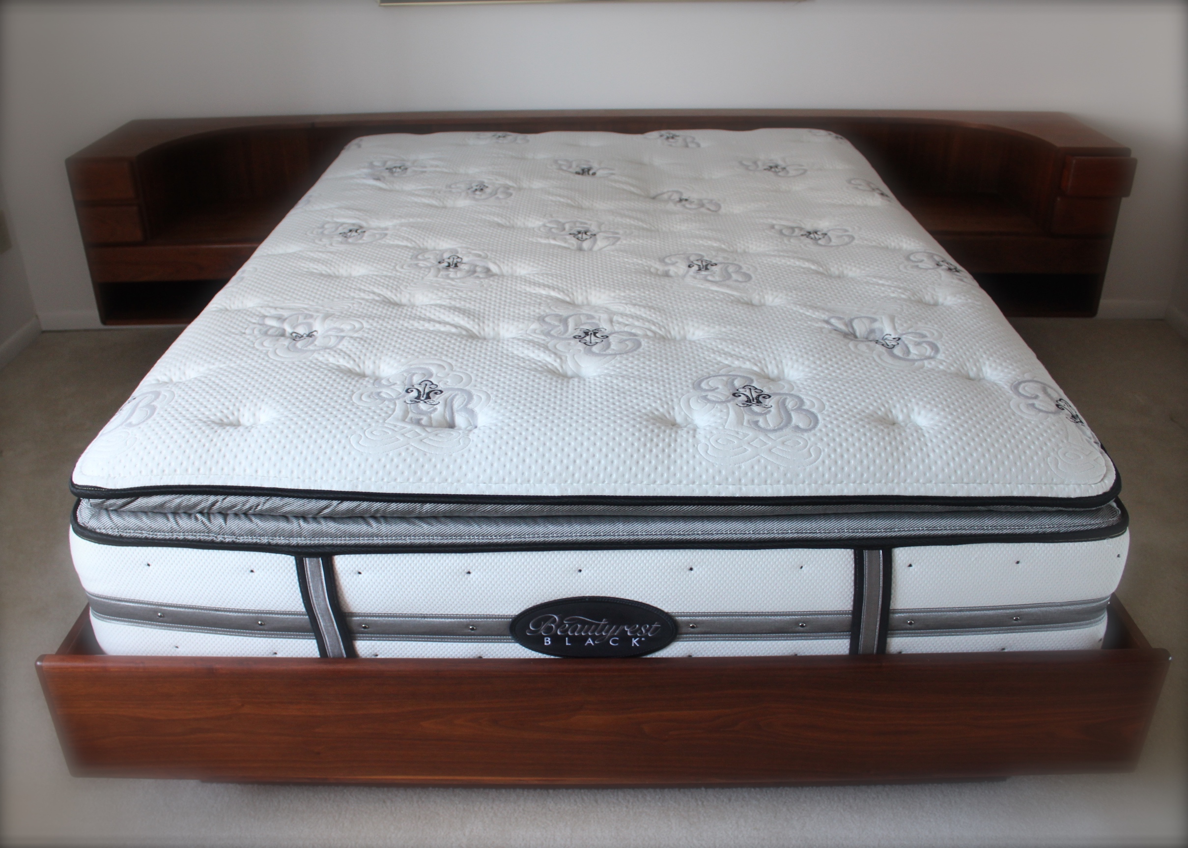 Simmons Beautyrest Black Mattress