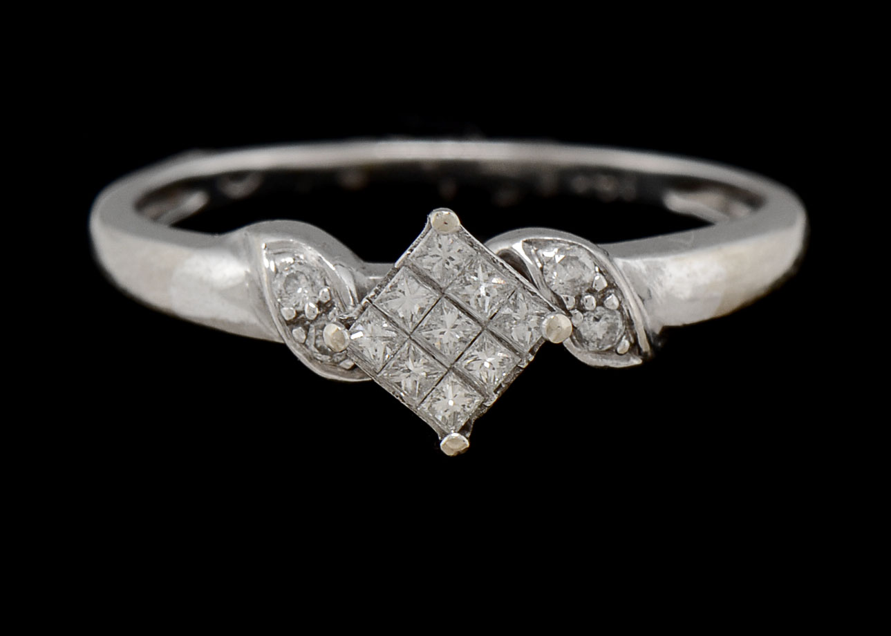 14K White Gold Diamond Ring