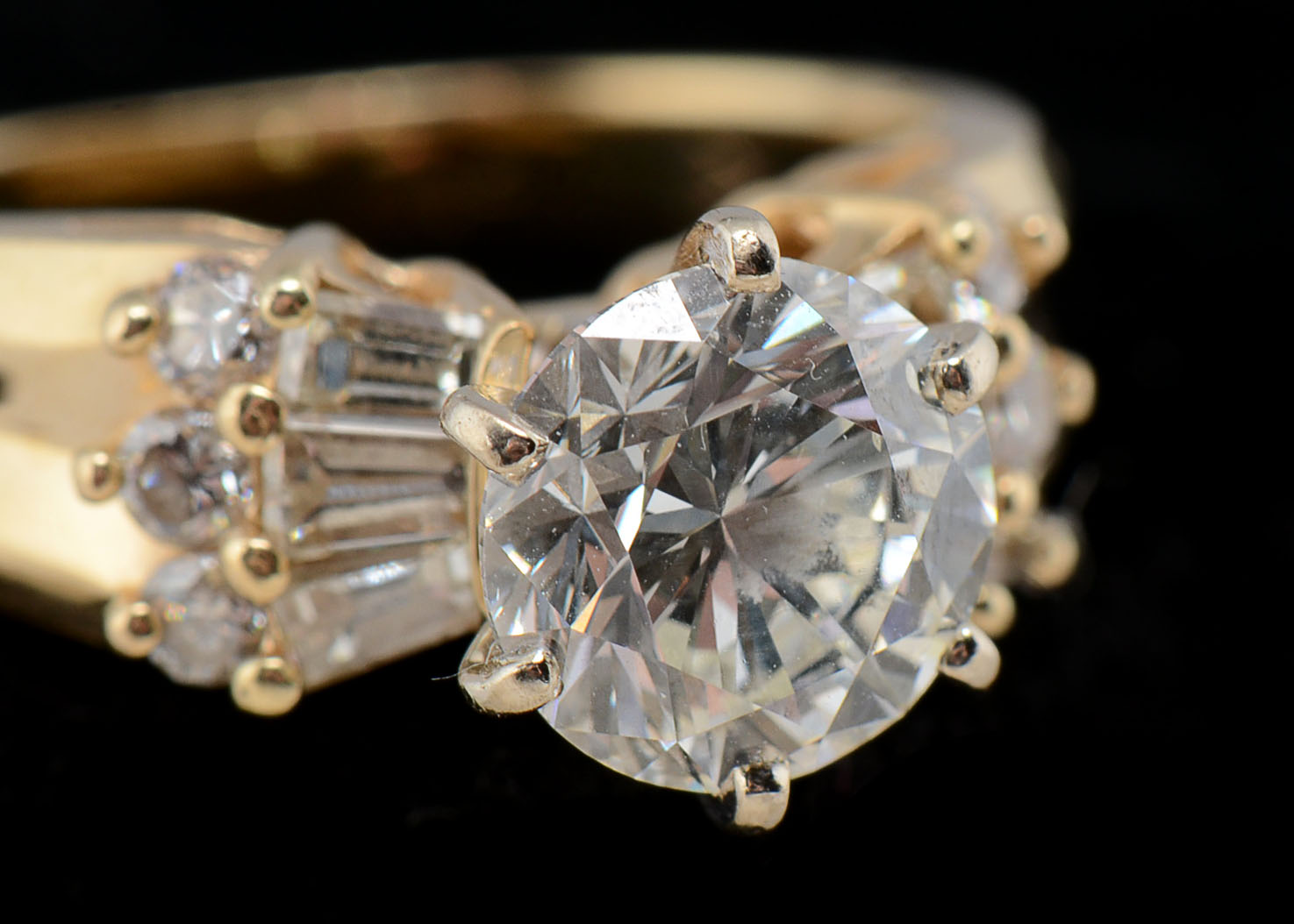 14K Two-Tone Gold Diamond Ring