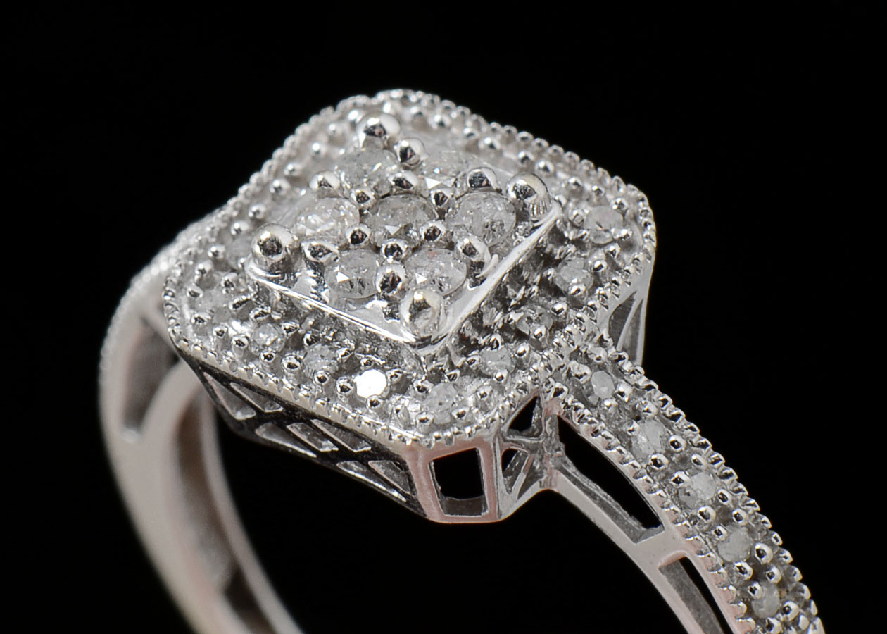 10K White Gold Diamond Ring