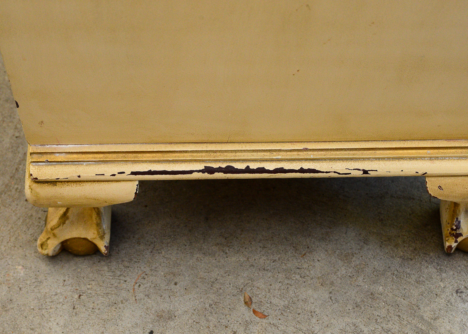 Distressed Oxbow Secretary