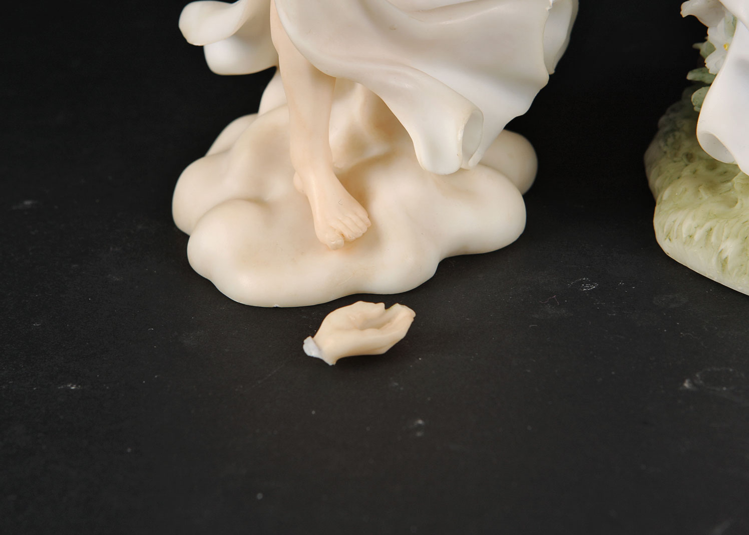 Seraphim Classics Birth of Jesus Angel Figurines