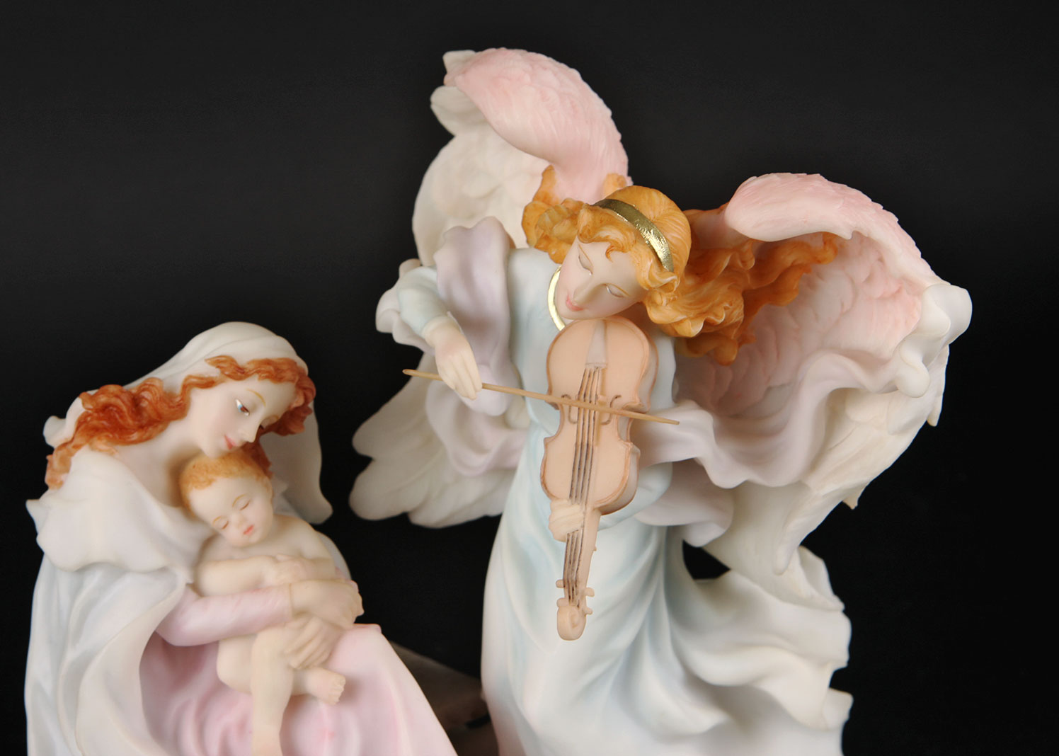 Seraphim Classics Birth of Jesus Angel Figurines