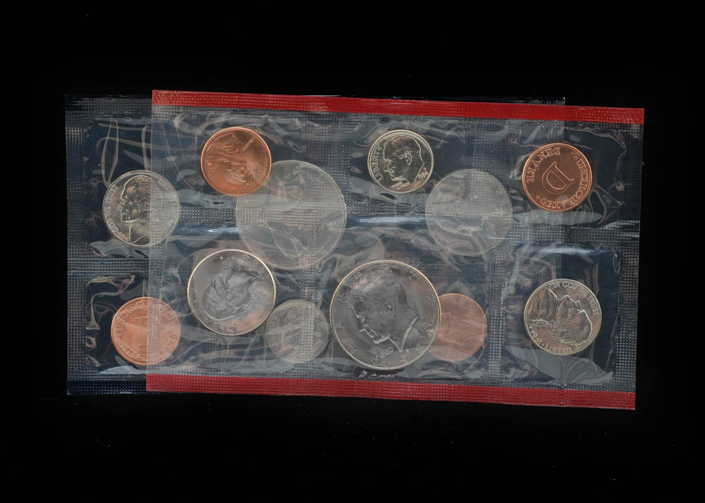 1984 United States Uncirculated Denver and Philadelphia Mint Set