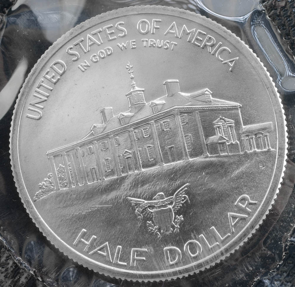 1982 D George Washington Silver Half Dollar Commemorative