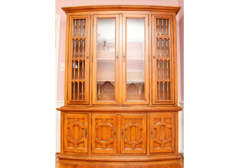 Thomasville Oak China Cabinet