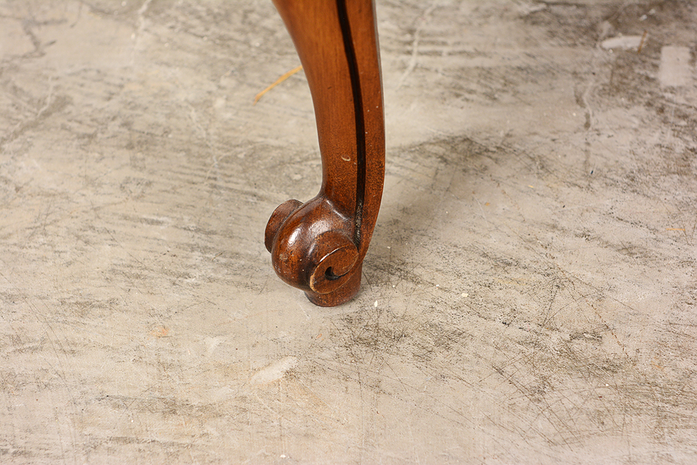 Victorian Style Walnut End Table