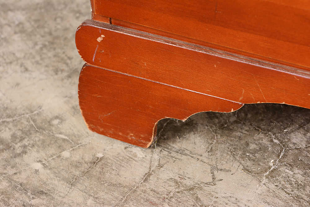 Maple Vanity Dresser