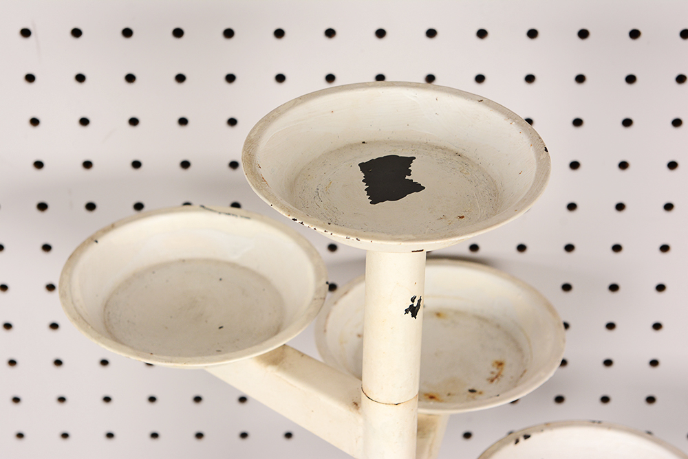 White Metal Plant Stand