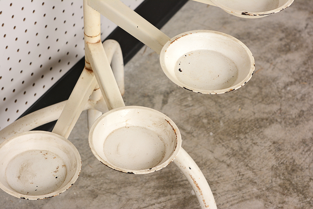 White Metal Plant Stand