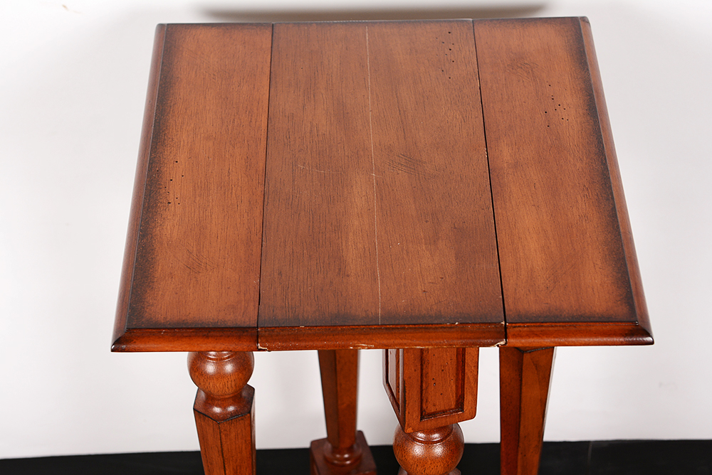 Accent Table Pair with Matching Tray Table Set