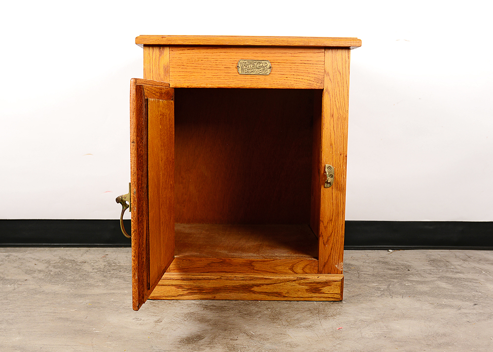 Whiteclad Icebox Style Accent Cabinet