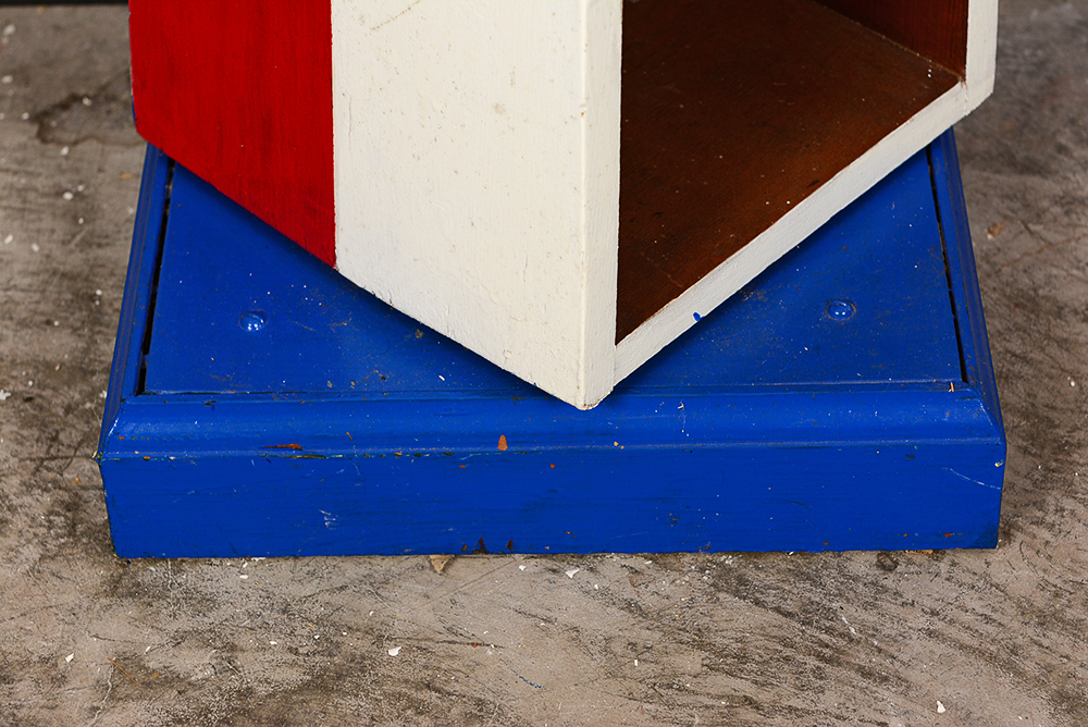 Freestanding Lighthouse Tower Shelf