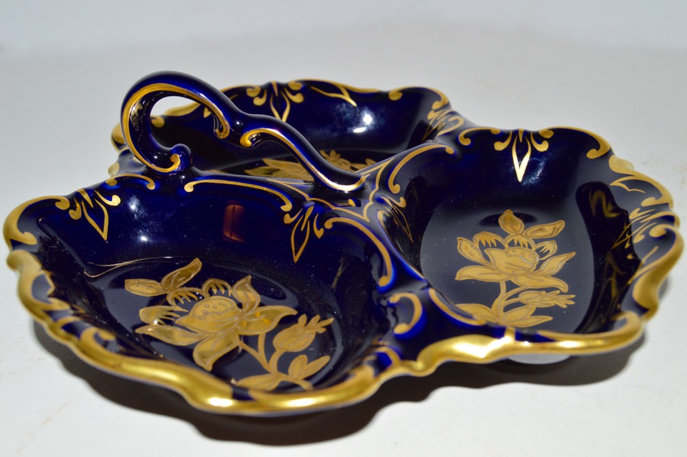 JLMenau Cobalt Blue Porcelain Tri-Lobbed Dish with Handle