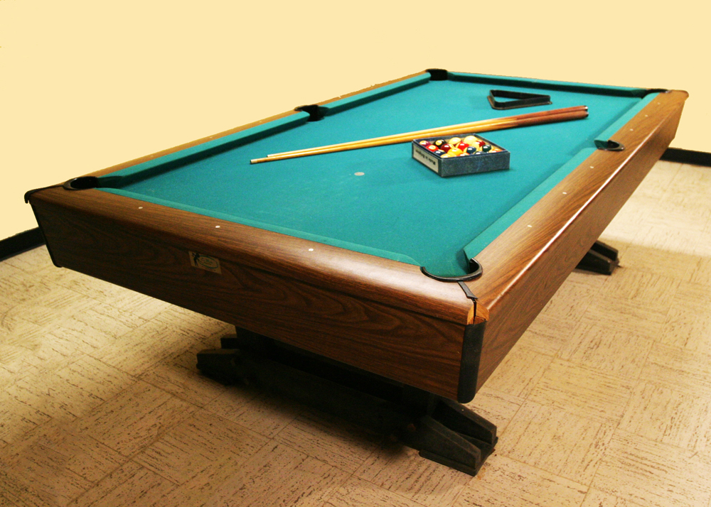 Cue Master Pool Table