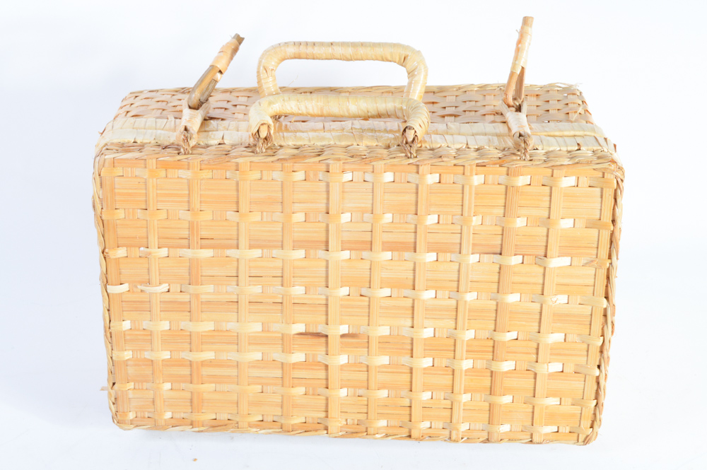 Vintage Wicker Purse