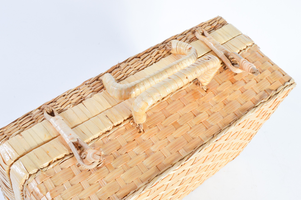 Vintage Wicker Purse