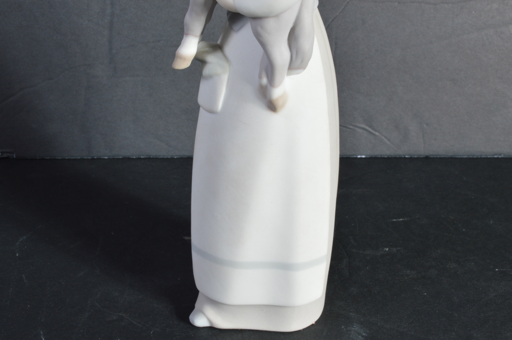 Lladro "Girl with Lamb" Figurine
