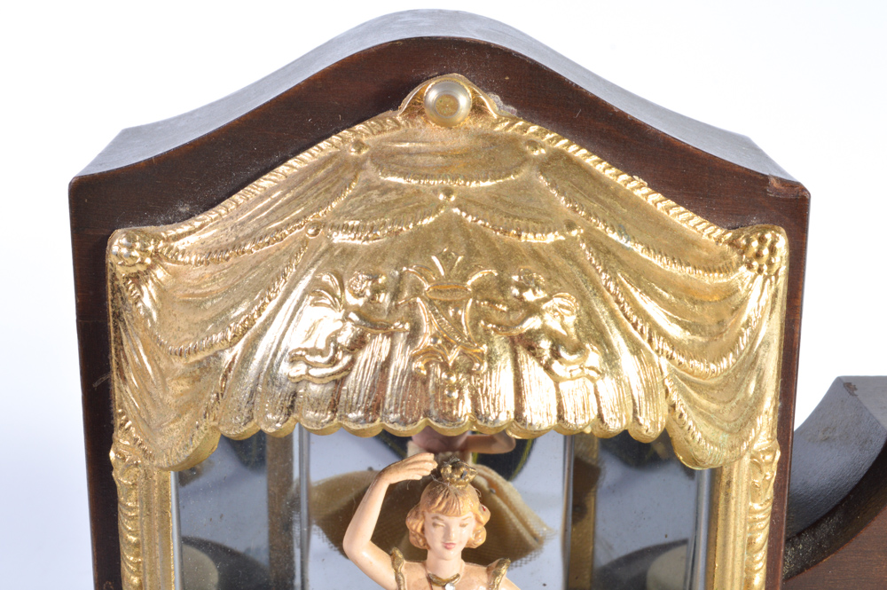 United Self-Starting Ballerina Clock